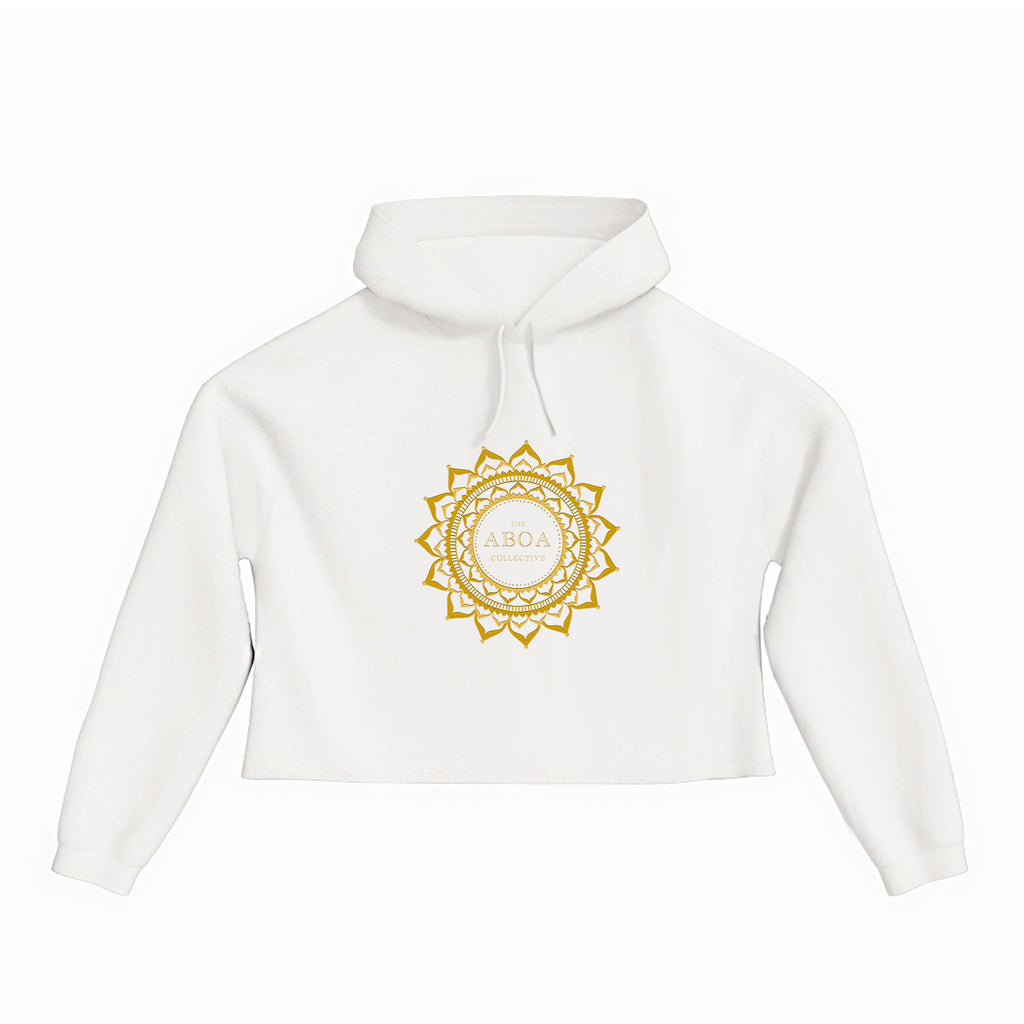 lifestyle apparel, casual clothing, logo tee, cropped hoody, hoody, hoody season, winter wear, winter looks, winter fashion, streetwear, women's fashion, women's looks, mandala