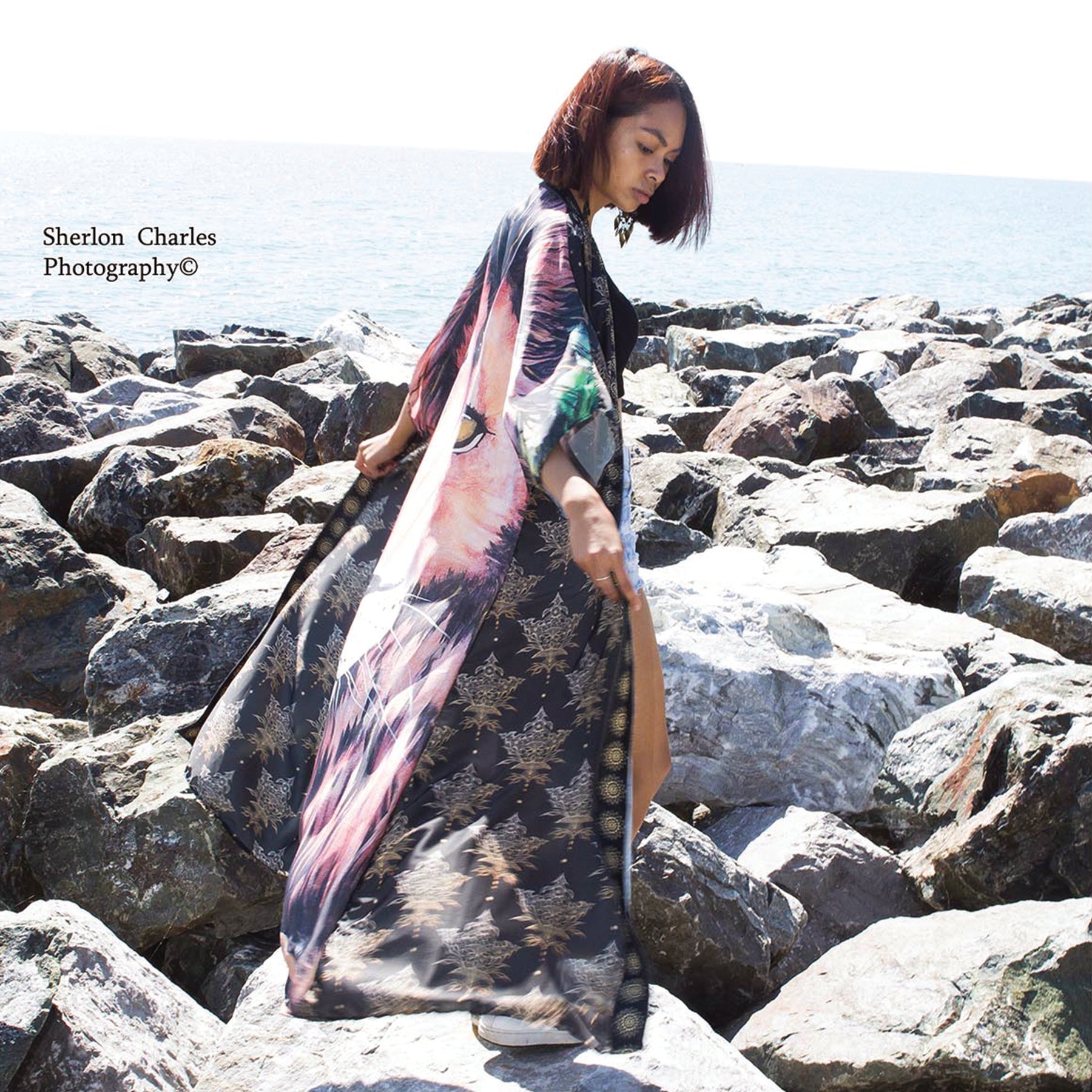 VISIONS ROBE