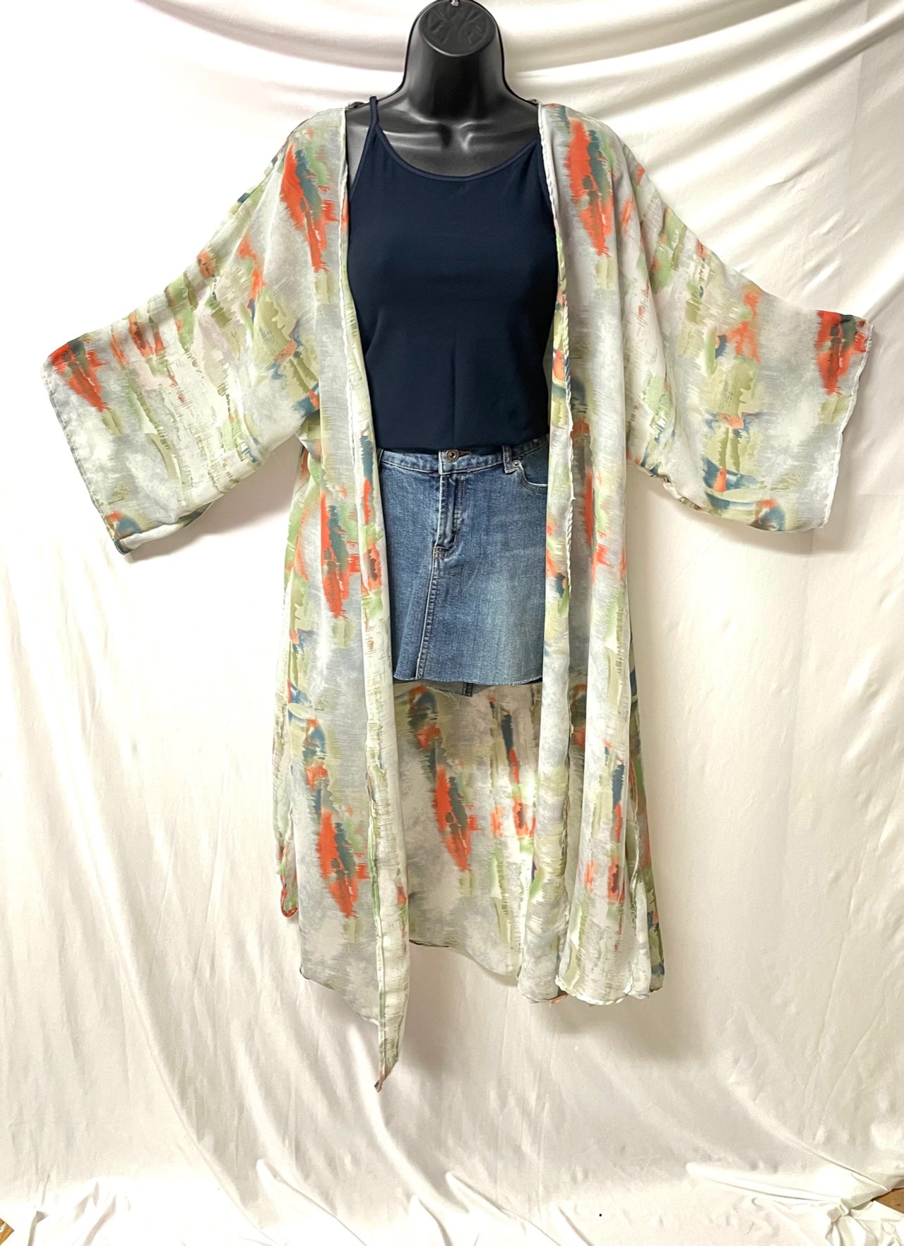 Full body robe, robe style, kimono style, summer style, summer fashion, spring summer, semi sheer, abstract, pull over, women fashion, chic